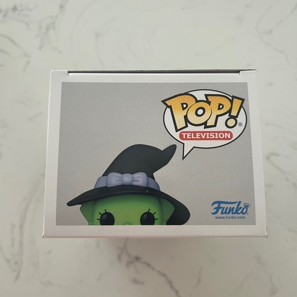Funko Pop! Witch Maggie – Treehouse of Horror #1265 (The Simpsons)- NIB - Picture 8 of 10